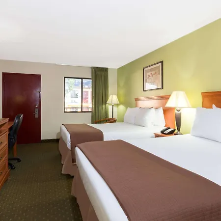 Howard Johnson By Wyndham Tallahassee-3