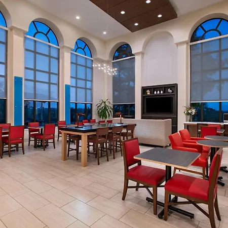 Holiday Inn Express & Suites Cedar Park-2