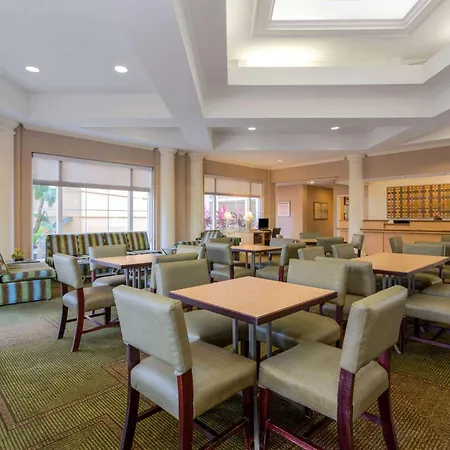 La Quinta By Wyndham Lakeland West-2