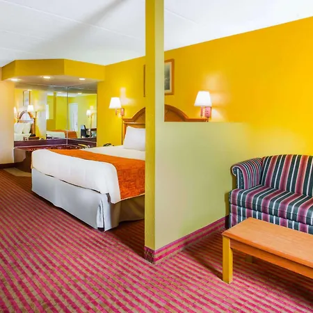 Howard Johnson By Wyndham Panama City-2