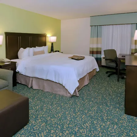 Hampton Inn & Suites Miami-Doral Dolphin Mall-2