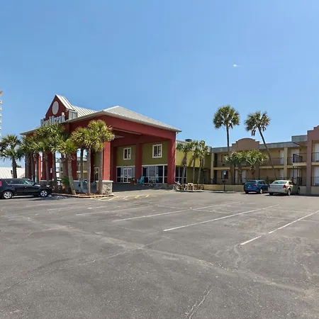 Ramada By Wyndham Panama City Beach / Beachfront-3