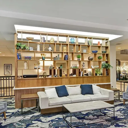 Embassy Suites By Hilton Orlando Downtown-2