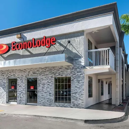 Econo Lodge Airport - Rj Stadium-3