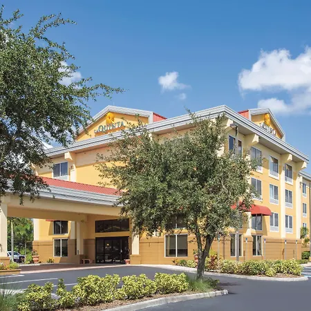Comfort Inn & Suites Sarasota I75-2