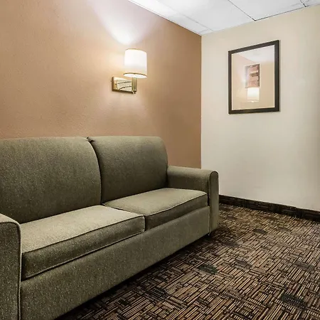 Quality Inn & Suites Binghamton Vestal-2