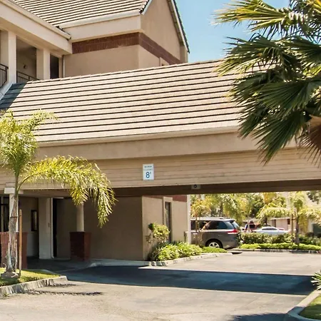 Quality Inn Temecula Valley Wine Country-2
