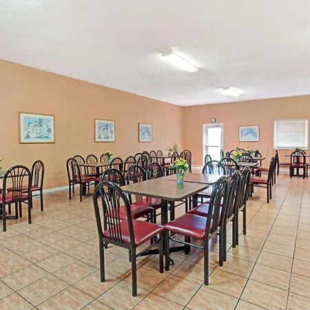 Howard Johnson By Wyndham Tropical Palms Kissimmee-2