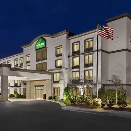 Wingate By Wyndham Southport-2