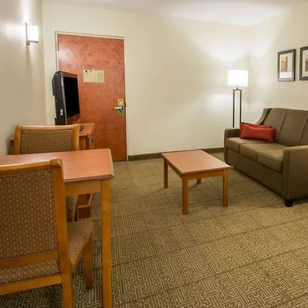 Comfort Suites Fort Pierce I-95-2