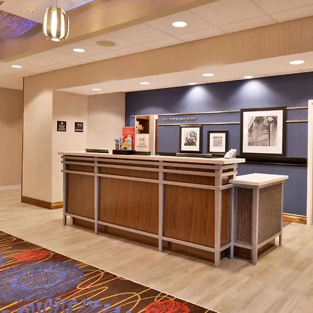 Hampton Inn & Suites Ann Arbor West-3