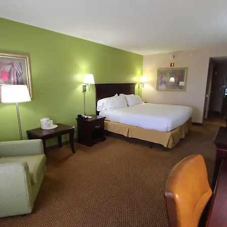 Baymont Inn & Suites By Wyndham Findlay-2