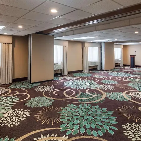 Best Western Detroit Livonia-2