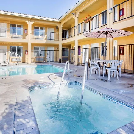 Econo Lodge Inn & Suites Lodi - Wine Country Area-2