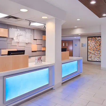 Holiday Inn Express Hotel & Suites Southfield - Detroit, An Ihg Hotel-2