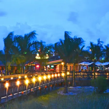 The Beachcomber St. Pete Beach Resort & Hotel-2