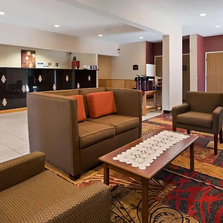 Best Western Plaza Hotel Saugatuck-3