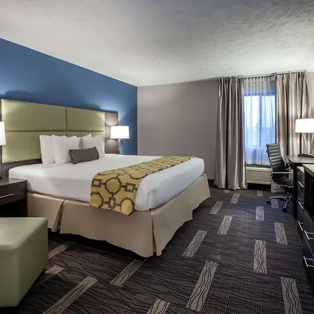 Baymont By Wyndham Traverse City-2
