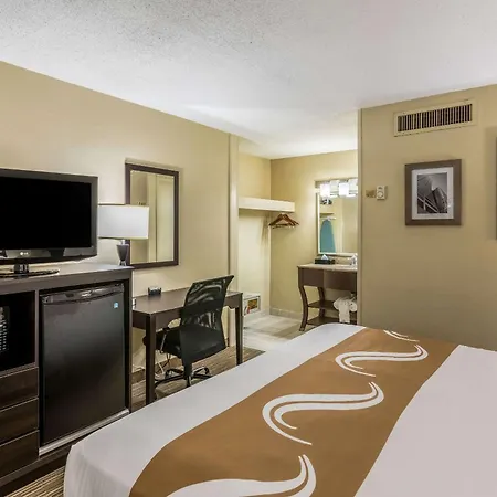 Quality Inn University Lansing-2