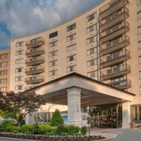 Clarion Collection Hotel Arlington Court Suites-3