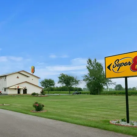 Super 8 By Wyndham Saginaw-2