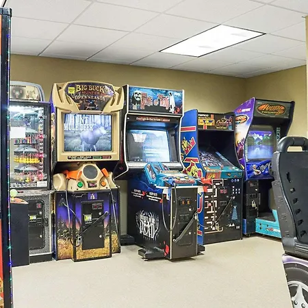 Comfort Suites Minot South-2
