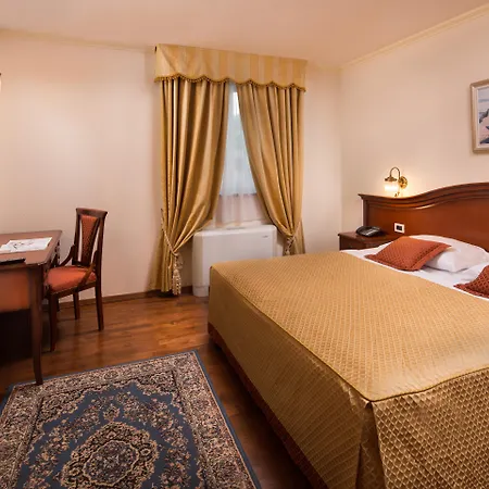 Hotel Savoy-2