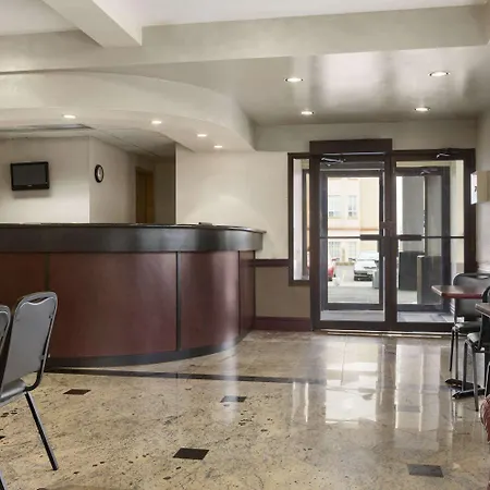 Days Inn By Wyndham Toronto East Lakeview-2
