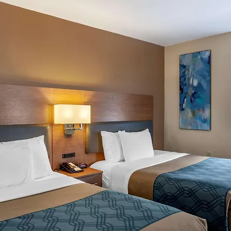 Econo Lodge Inn & Suites Downtown-2