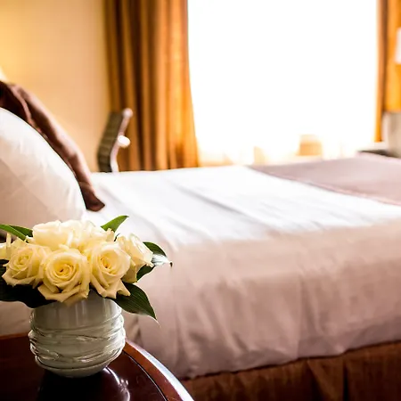 The Lord Nelson Hotel & Suites-3