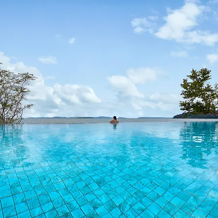 Independence Hotel Resort & Spa-3