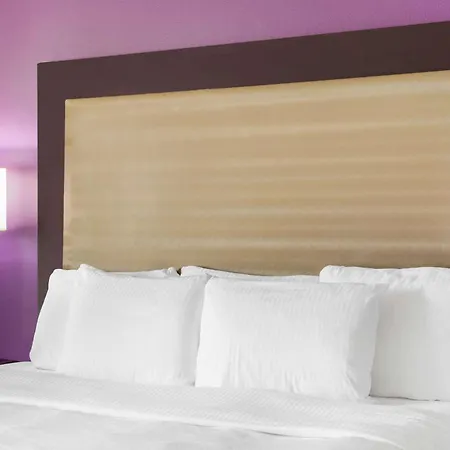 La Quinta By Wyndham Mcallen Convention Center-2
