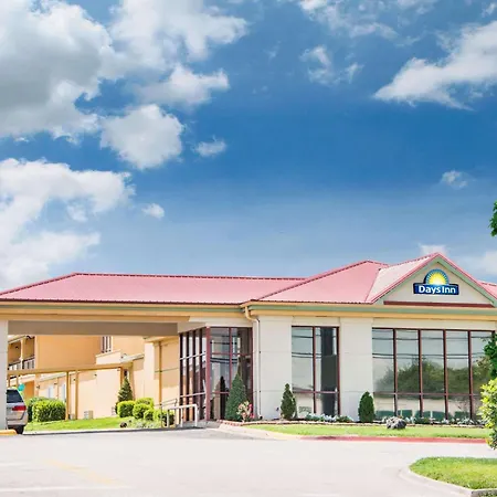 Days Inn By Wyndham Joplin-3