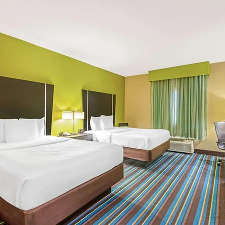La Quinta By Wyndham Muskogee-2