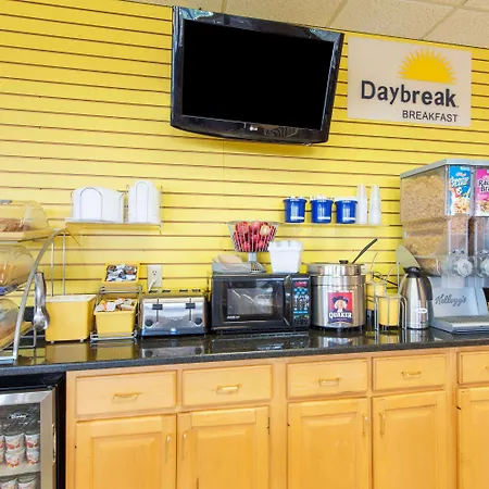 Days Inn By Wyndham Elizabethtown-2