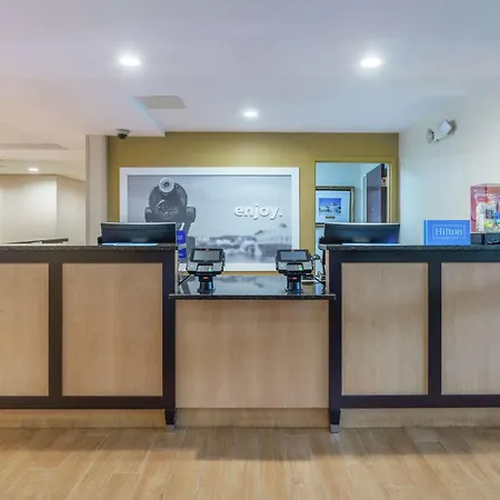 Hampton Inn Groton/Mystic-2