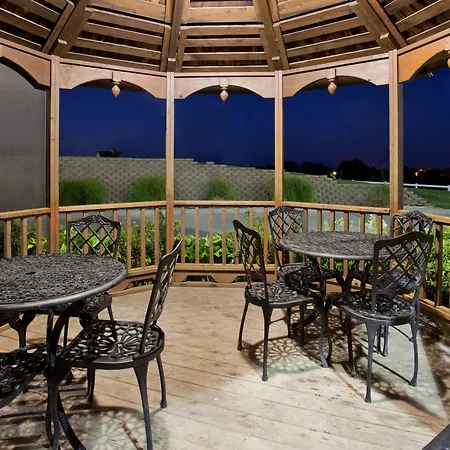 Mainstay Suites Emporia-2