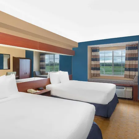 Microtel Inn & Suites By Wyndham Starkville-3