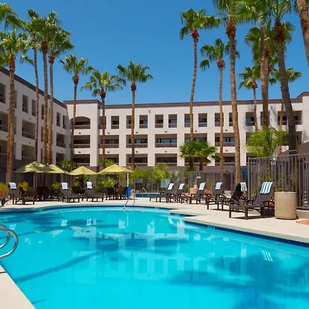 Hilton Phoenix Airport-3