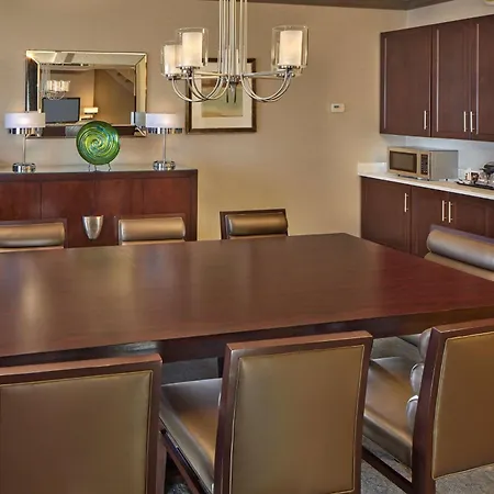 Doubletree By Hilton Little Rock-2