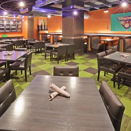 Holiday Inn Tulsa City Center-3
