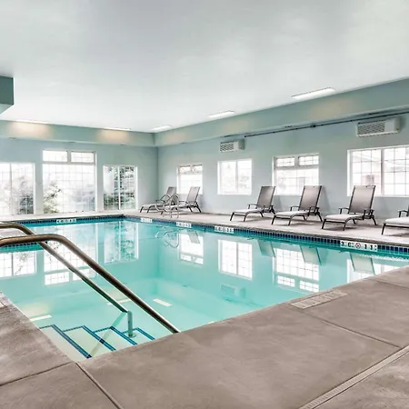 Super 8 By Wyndham Spokane Valley-2