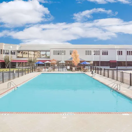 Ramada Plaza By Wyndham Fayetteville Fort Bragg Area-2