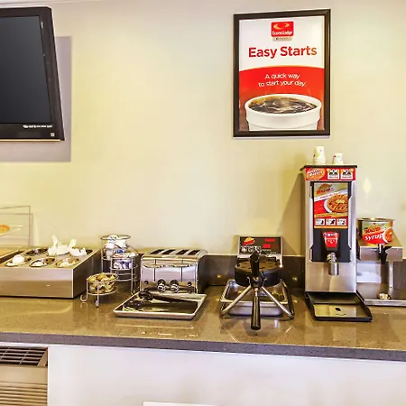 Econo Lodge San Bernardino I-215-3