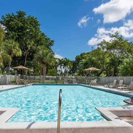 Days Inn By Wyndham Fort Lauderdale Airport Cruise Port-2
