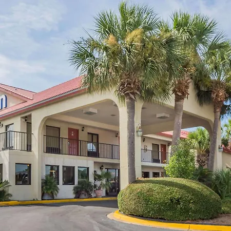 Days Inn By Wyndham Destin-2