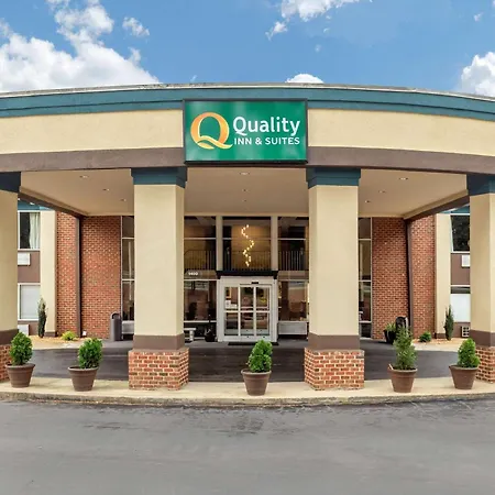 Quality Inn & Suites Apex - Holly Springs Nc-3