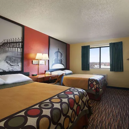 Super 8 By Wyndham Kalamazoo-3