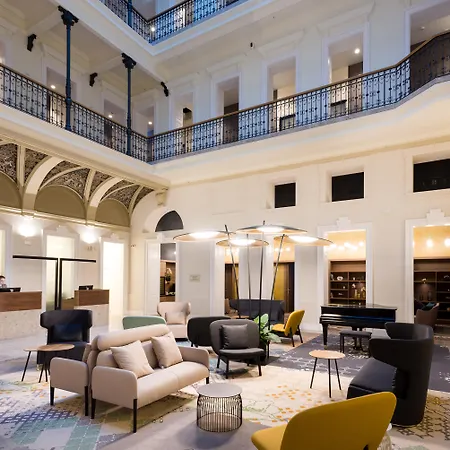 Hotel Moments Budapest By Continental Group-3