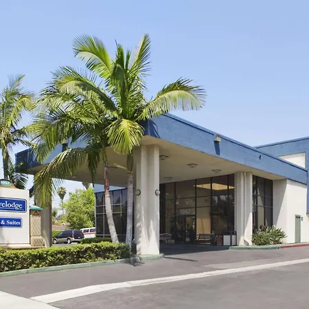 Travelodge Inn & Suites By Wyndham Anaheim On Disneyland Dr-3